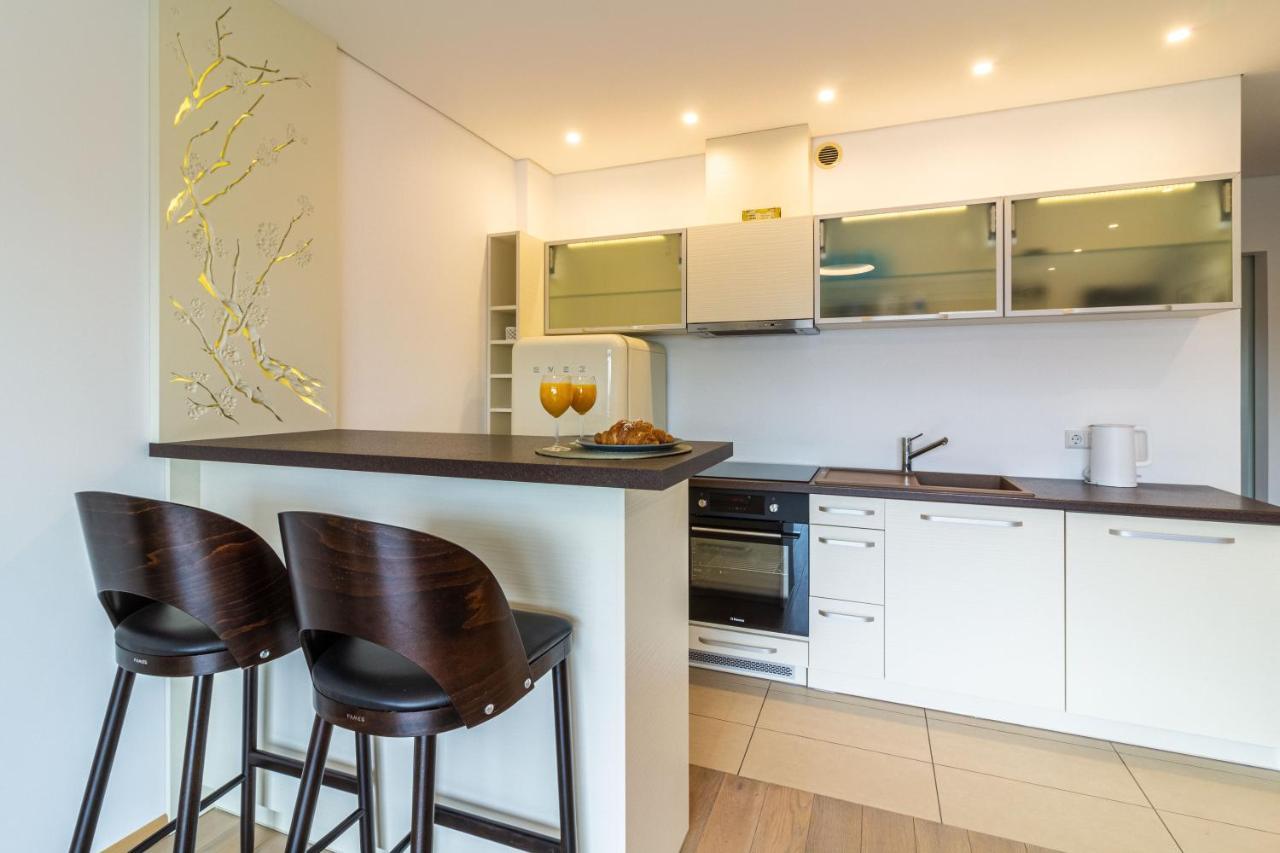 Cohost I Sunny Center Apt, Covered Parking, Balcony & Self Check-In Kowno Zewnętrze zdjęcie