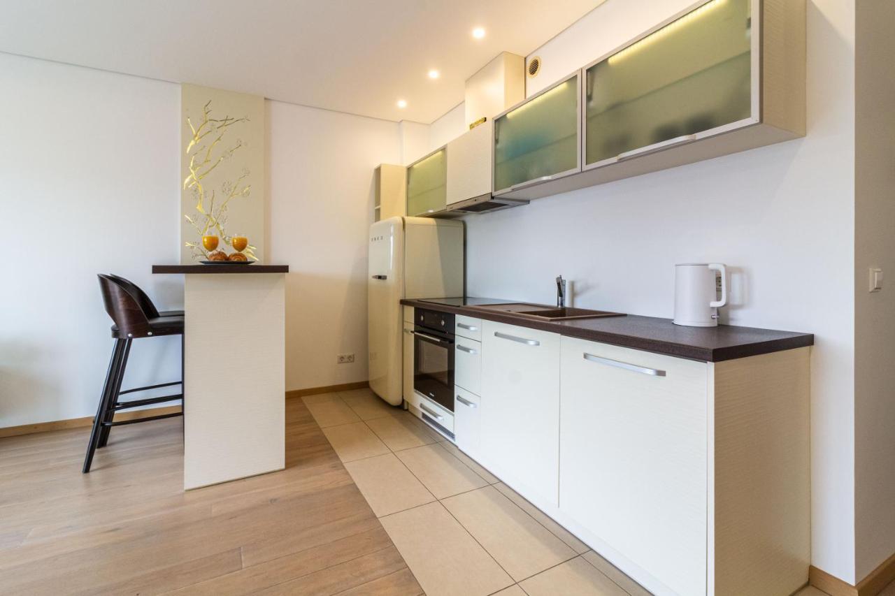 Cohost I Sunny Center Apt, Covered Parking, Balcony & Self Check-In Kowno Zewnętrze zdjęcie