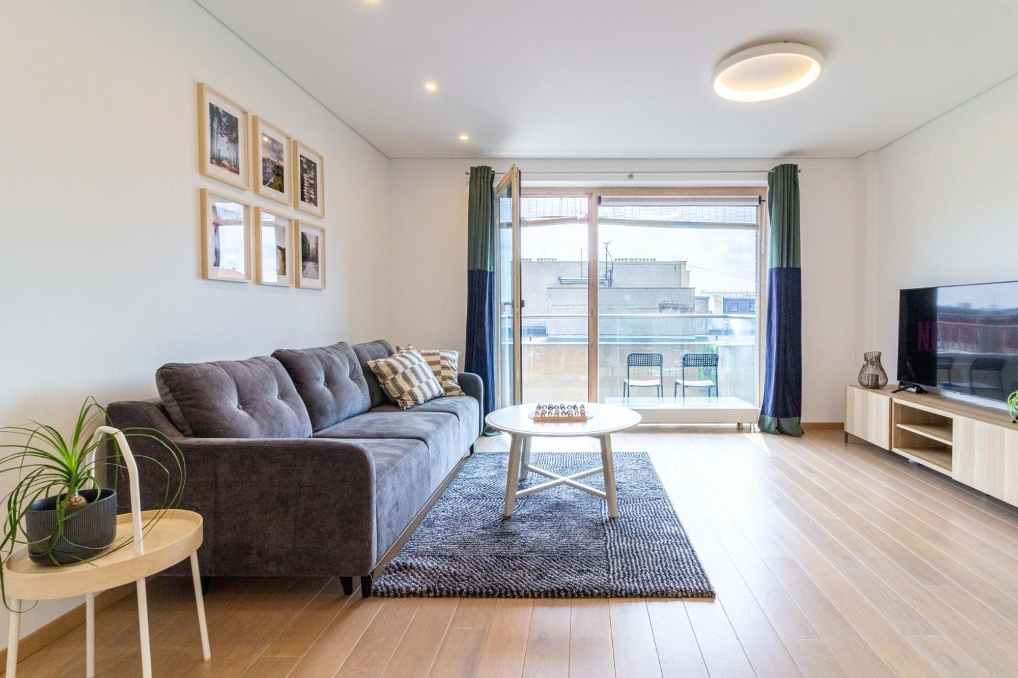 Cohost I Sunny Center Apt, Covered Parking, Balcony & Self Check-In Kowno Zewnętrze zdjęcie