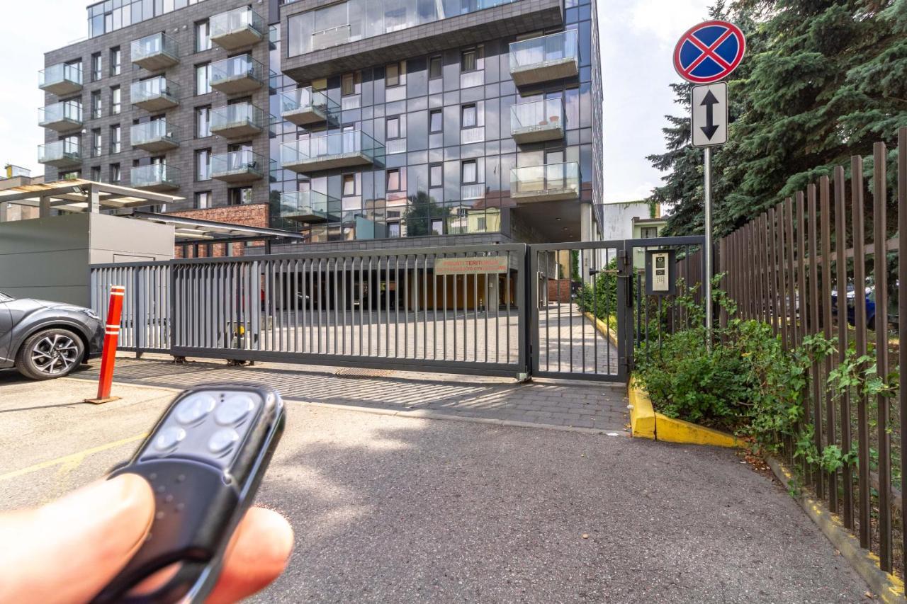 Cohost I Sunny Center Apt, Covered Parking, Balcony & Self Check-In Kowno Zewnętrze zdjęcie